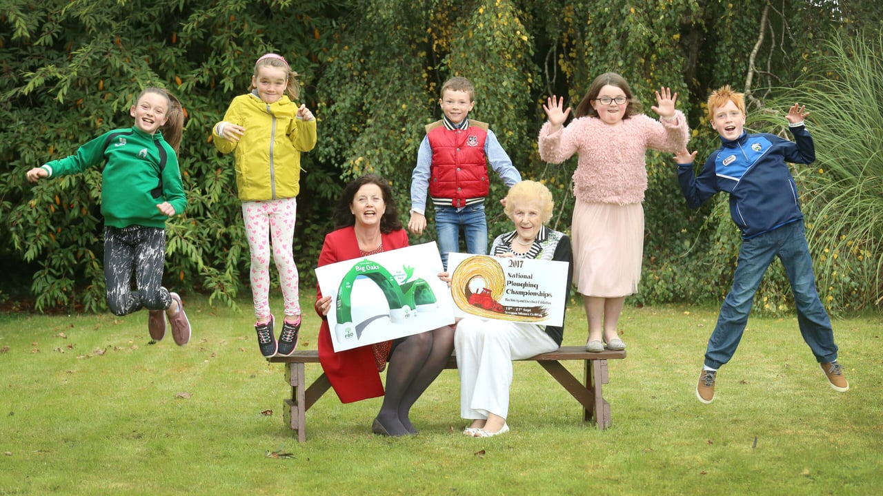 Roisin Brennan, Derbhla McHugh, FBD CEO Fiona Muldoon, Saran Buttle, NPA Managing Director Anna May McHugh, Olivia Brennan and Tadgh McHugh