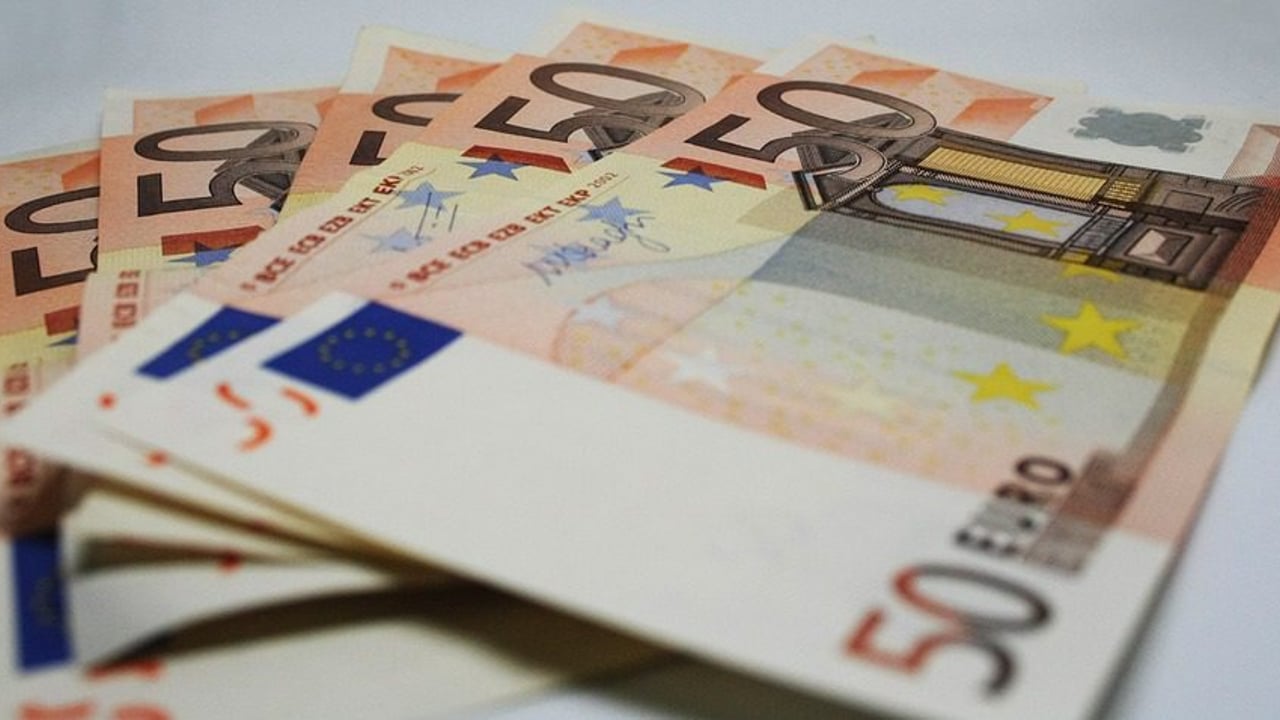 Over €4 million for Covid-19 adaptations in rural towns and villages