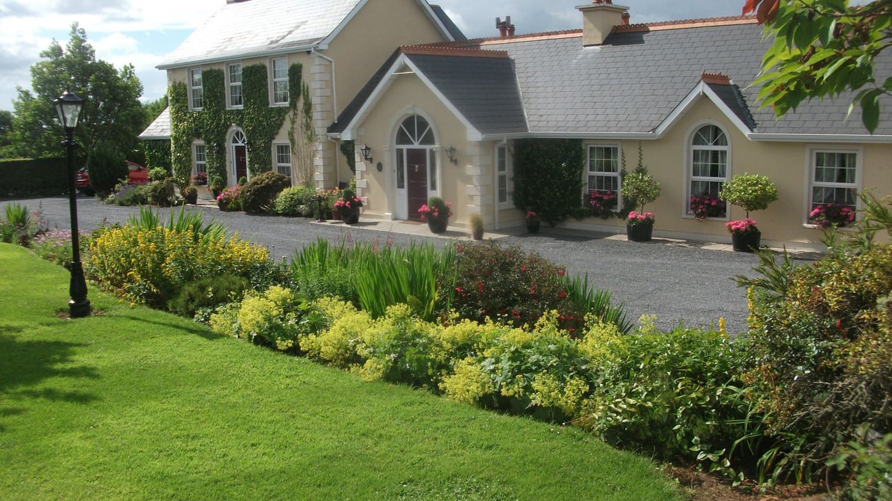 Farm restaurant attracts civil ceremonies