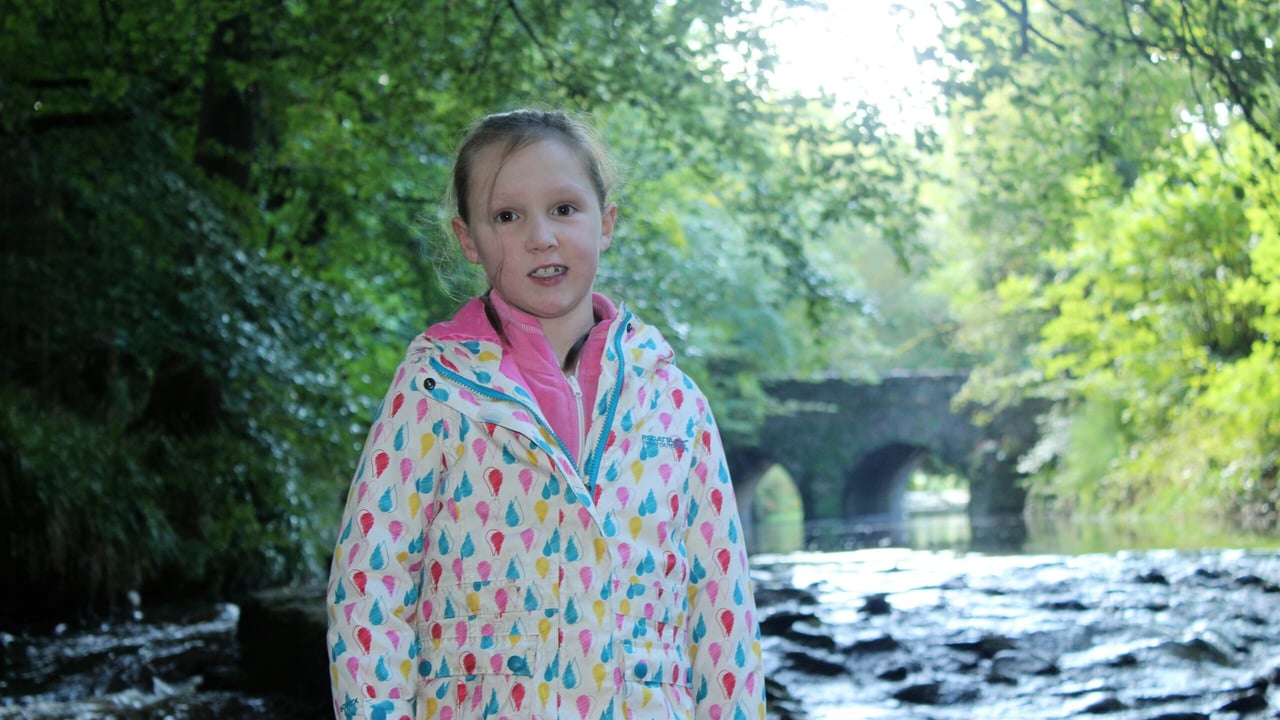 Brave farm girl Grace inspires marts to drop the hammer for charity