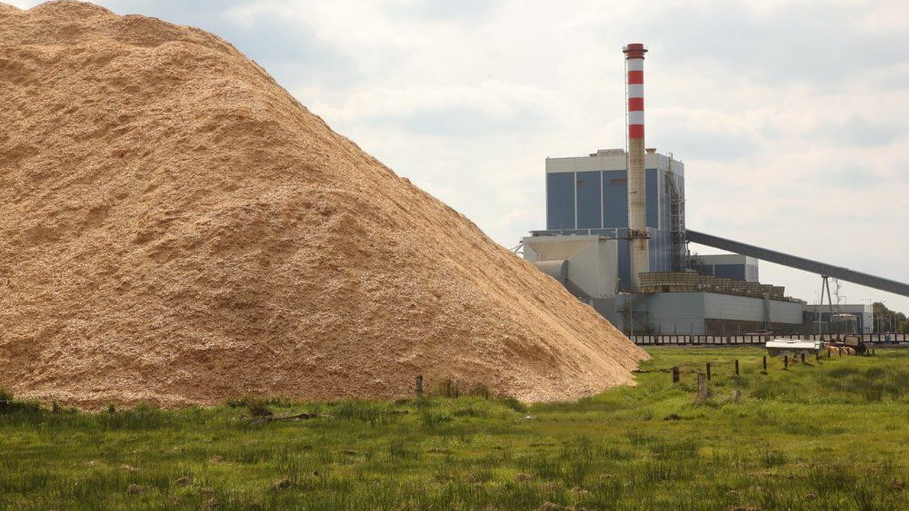 Bord na Móna commits to retaining rail supply jobs at Edenderry