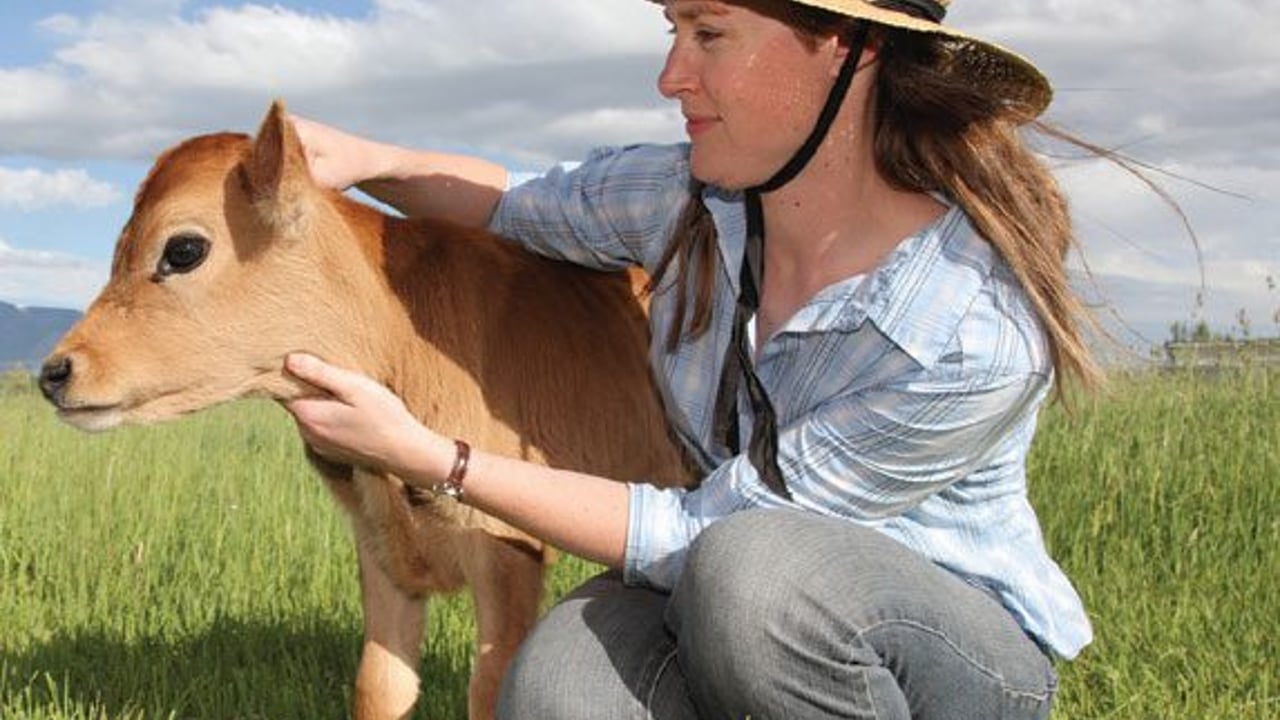 'Farmers must wear sunscreen - even on cloudy days'