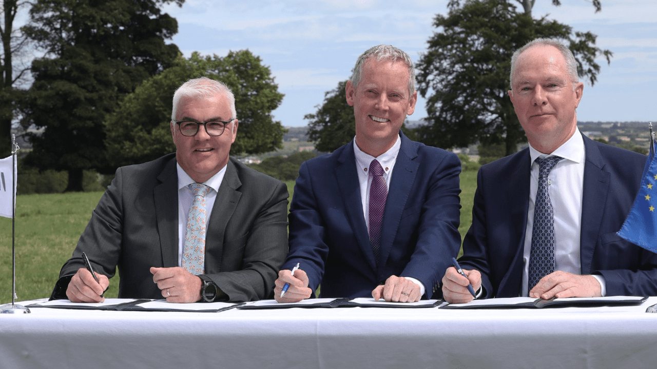 L-R: Richard Kennedy, group CEO at Devenish; Andrew McDowell, vice-president of the European Investment Bank; and Owen Brennan, chairman of Devenish. Image source: Devenish Twitter page