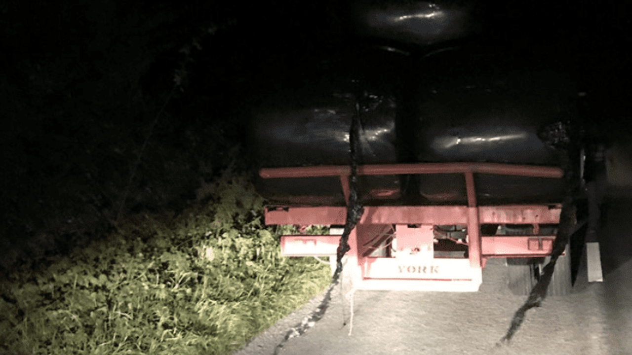 'Red light' for teen tractor driver with unsecured bales