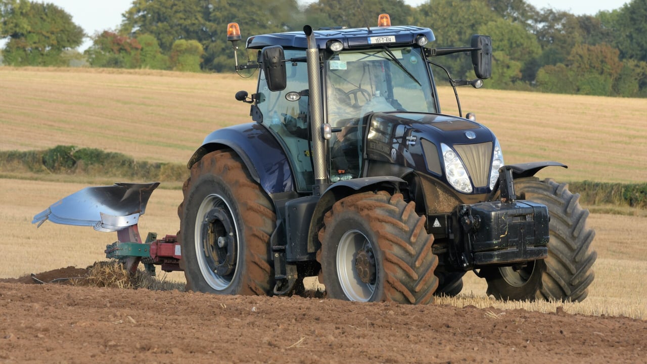 Ploughing in drier weather this September in Co. Cork. Image source: Shane Casey