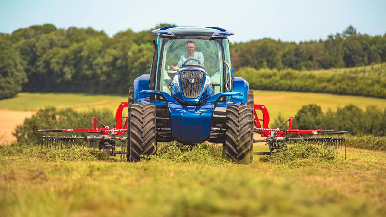 CNH to create more 'differences' between its tractor brands