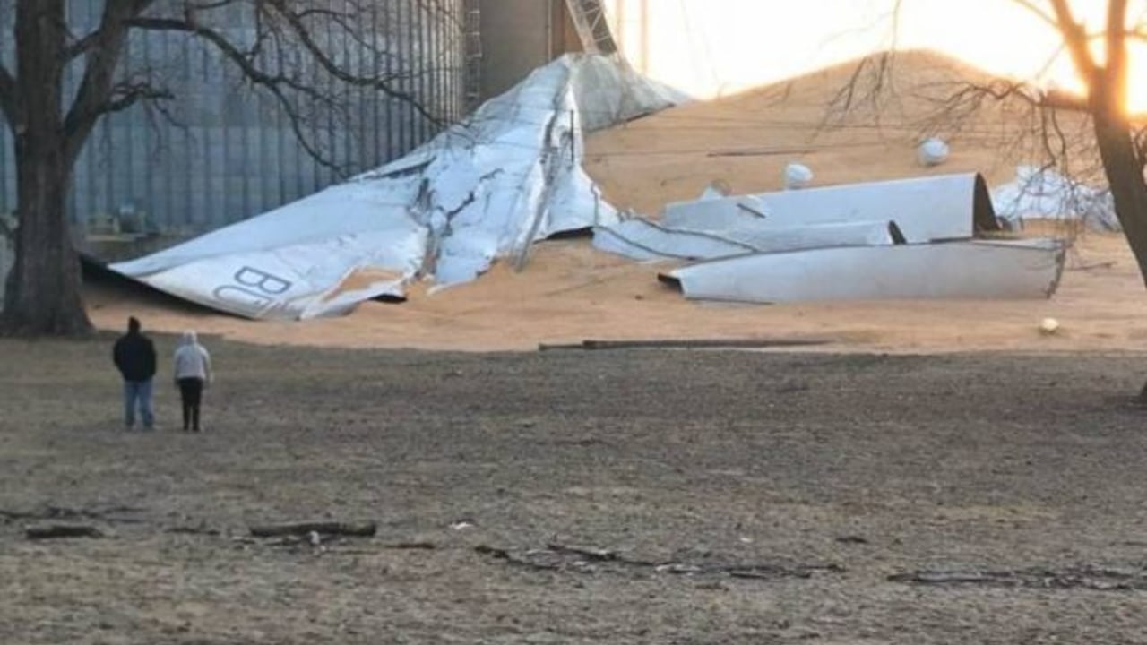 The grain bin in LaGrange which collapsed on Monday. Image source: WGEM