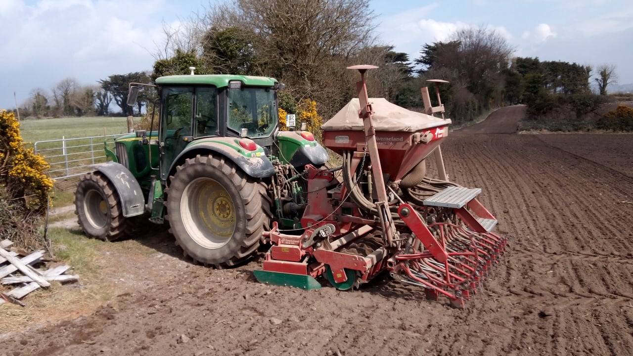 Humphrey Desmond sent us in this picture and titled it 'The Little Deere that could' as part of 'ArableApril'