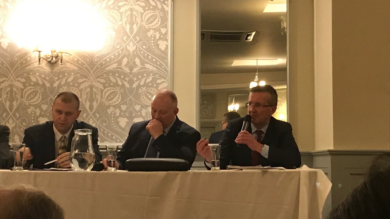 L-R: Willie Dolan, IFA regional executive; Francie Gorman, outgoing Laois IFA chairman; and Tim Cullinan, IFA president