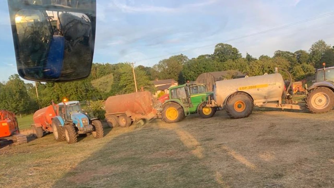 Massive farming community effort averts bog fire catastrophe