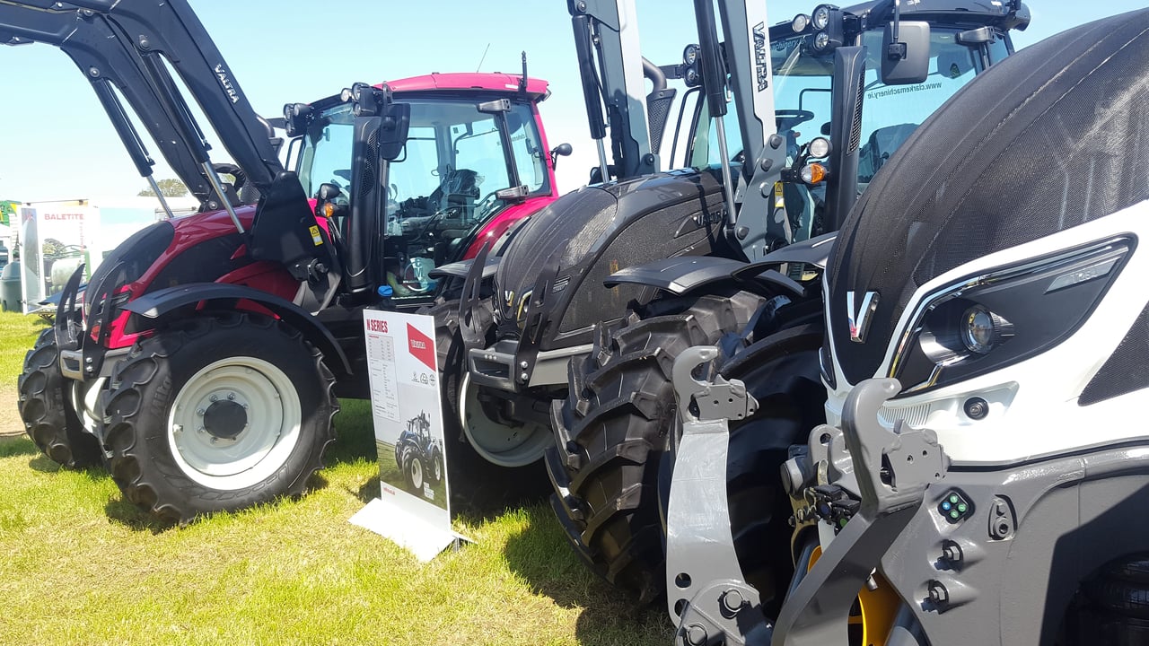 Continued recovery in tractor registrations in August - FTMTA