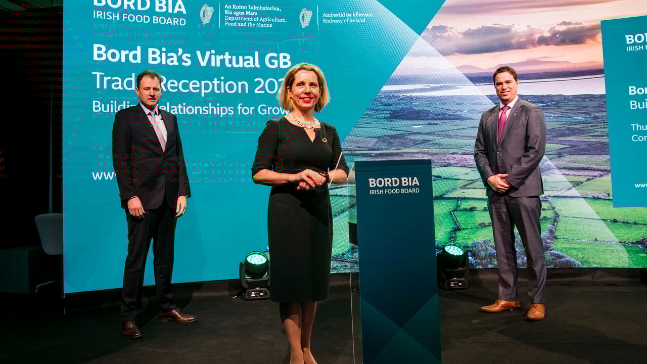 L-R Minister Charlie McConalogue, Bord Bia CEO Tara McCarthy, Minister of State Martin Heydon
Photo: Chris Bellew /Fennell Photography 