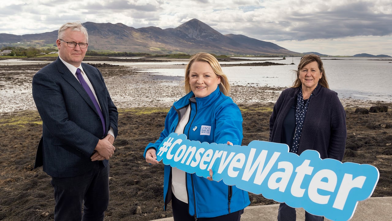 L-R: Michael Lennon, Irish Hotels Federation; Toni Bourke, Irish Water; and Geraldine Horkan, Westport Chamber. Image source: Michael McLaughlin