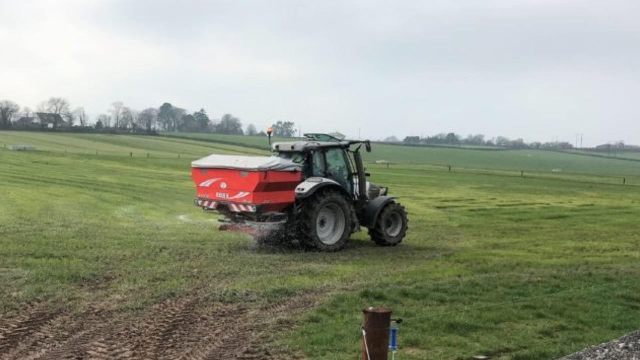 Tariffs on Russian fertiliser greenlit after MEPs reject amendments