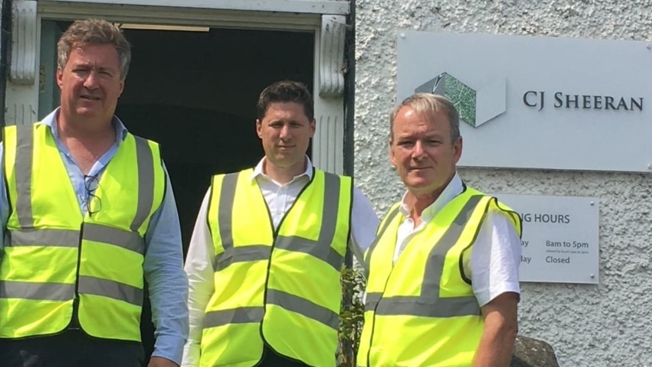 L-R: Mark Sheeran, owner of Sheeran Sawmills; with Sinn Féin TDs Matt Carthy; and Brian Stanley. Image source: Brian Stanley