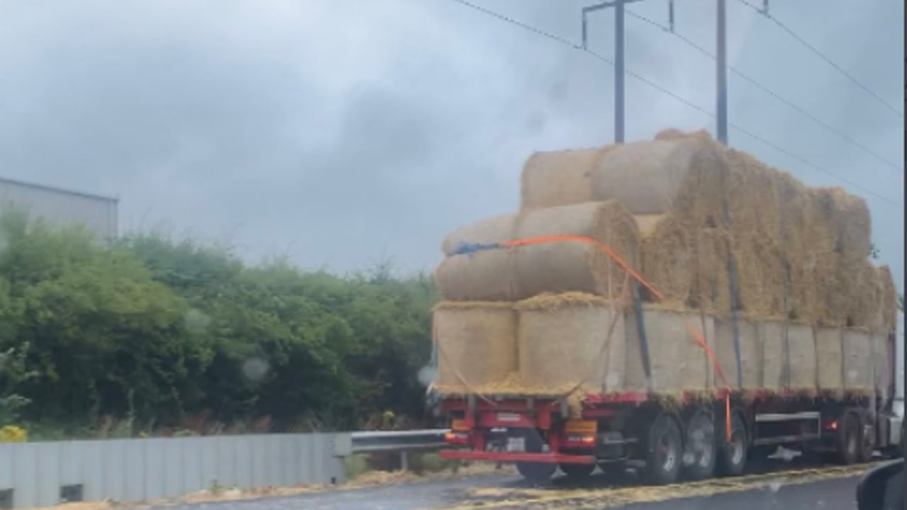 Hurling semi-final delayed by bale-load incident