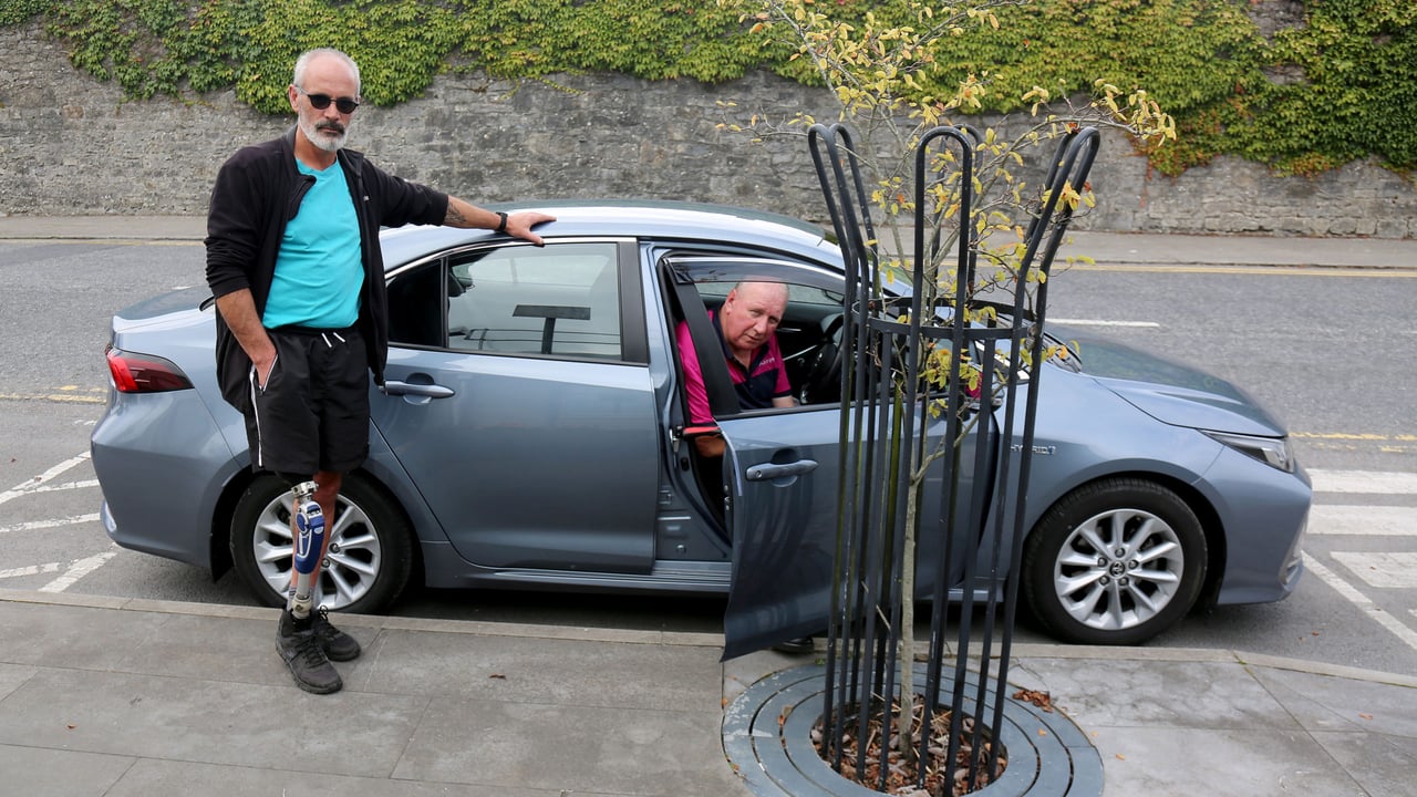 Disabled parking users, Gabriel Cronnelly and Martin Moran. Image source: Hany Marzouk