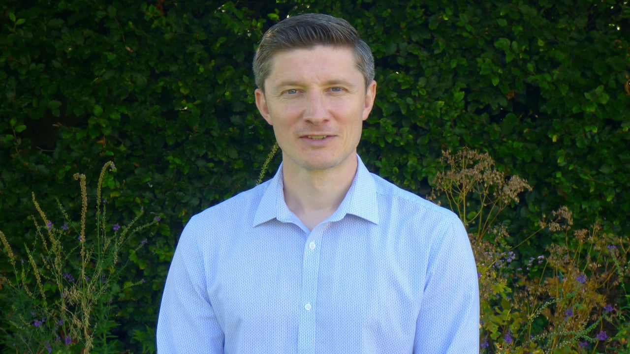 Dr. Mark Leggett