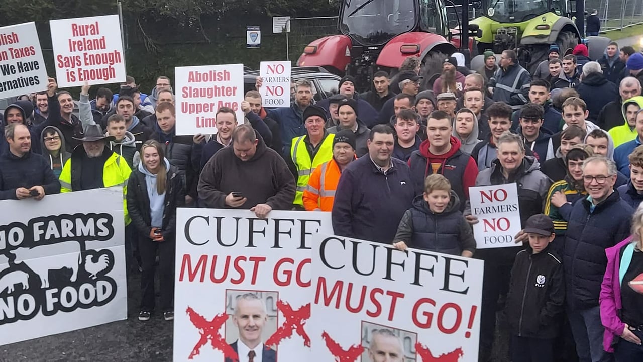 Farmer protest outside Musgraves distribution centre in Kilcock today, December 12, 2021. Image: Facebook 