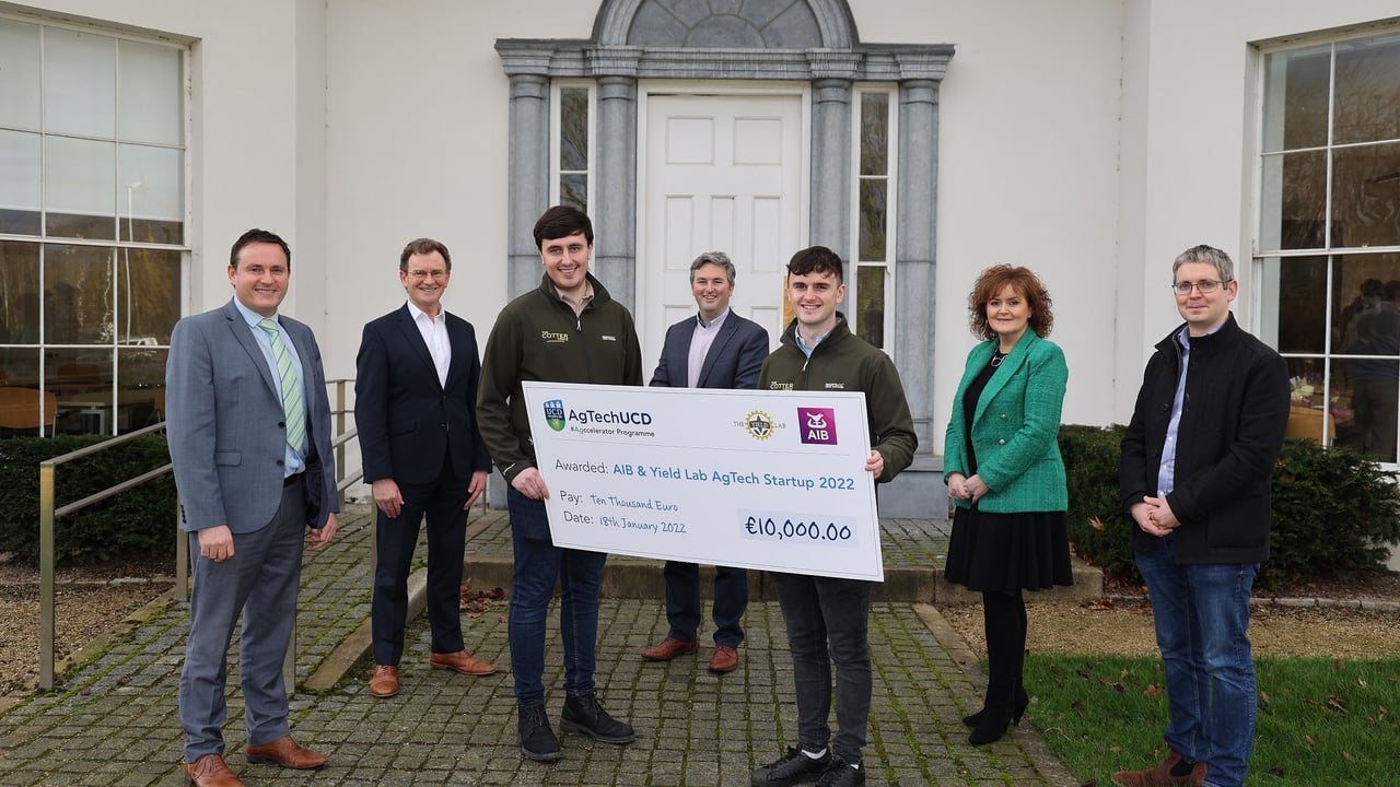 Left to right: Donal Whelton, head of agriculture, AIB; Tom Flanagan, director of enterprise and commercialisation, UCD; Jack Cotter, co-founder, Cotter Agritech; James Maloney, senior regional development executive, Enterprise Ireland; Nick Cotter, co-founder, Cotter Agritech; Niamh Collins, director, AgTechUCD Innovation Centre and David Bowles, managing partner, The Yield Lab. Image source: Nick Bradshaw, Fotonic