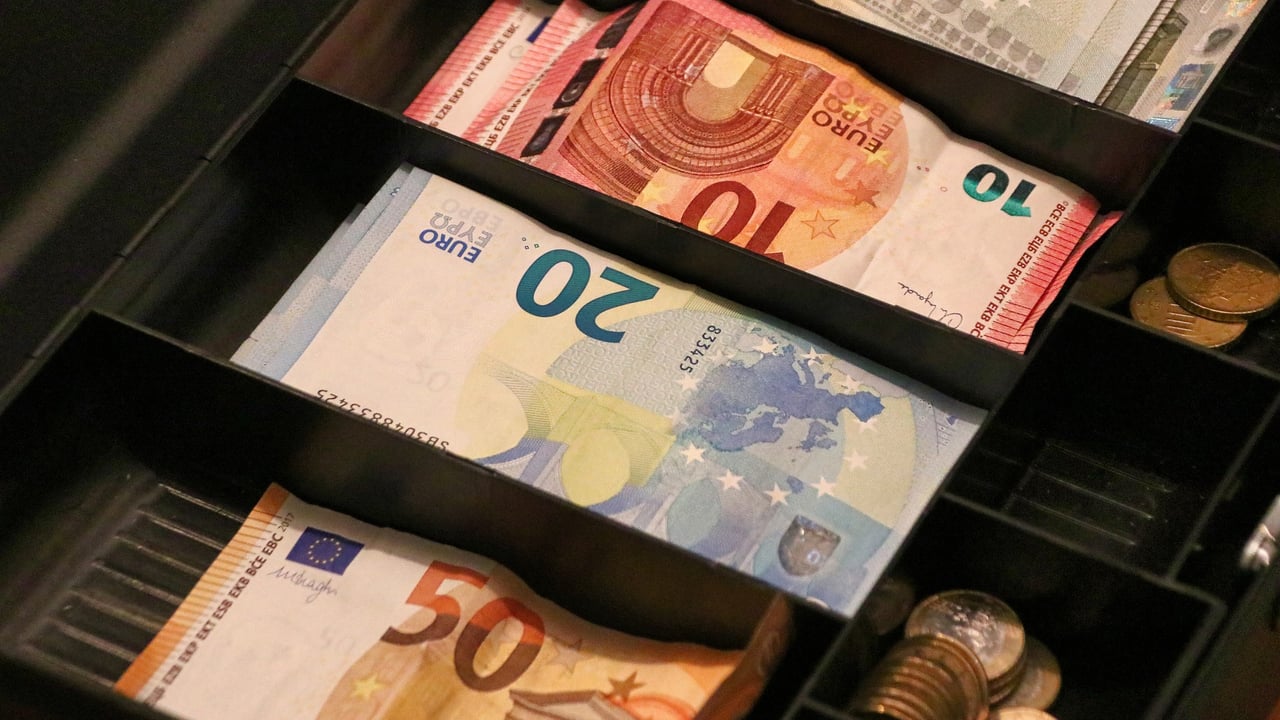 Farming cheque book 'greatest thing ever devised' - Fitzmaurice