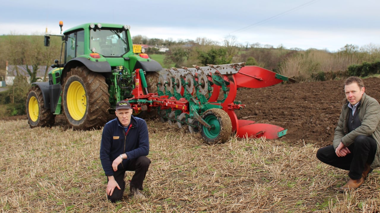 Co. Down potato grower, Derek Erwin, with Wilson's Country agronomist, Stuart Meredith 