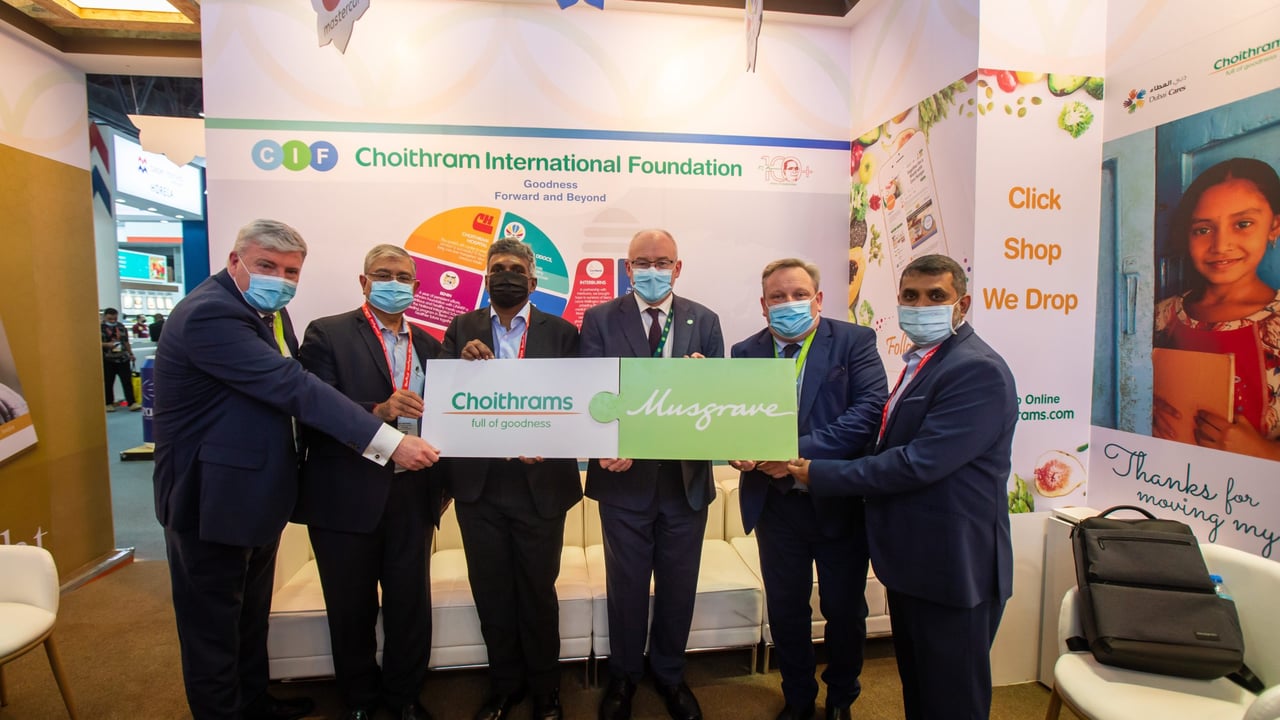 Liam Hyland, director of Export and International Trade at Musgrave, Kirti Meghnani, procurement manager, Choitrams, Rajiv Warrier, CEO Choitrams, Brendan Gleeson, Secretary General at the Department of Agriculture, Food and the Marine, Noel Keeley, CEO of Musgrave, Ashutosh Arun Chakradeo, head of Retail Choitrams. Image Source: Musgrave