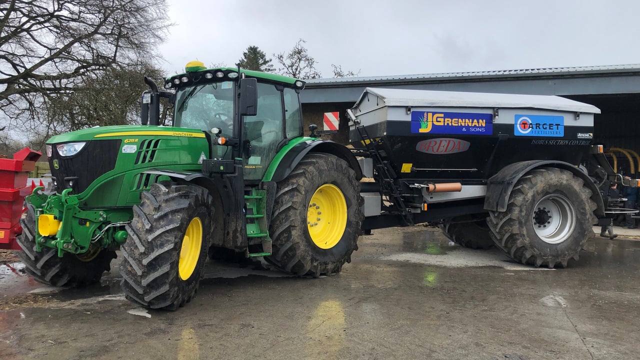 Spreading fertiliser: Is calling the contractor a better option?