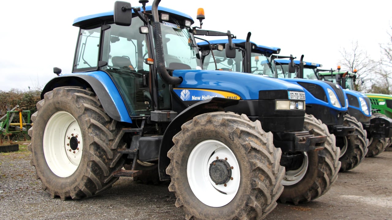 New holland tractors made up the bulk of Liams's fleet