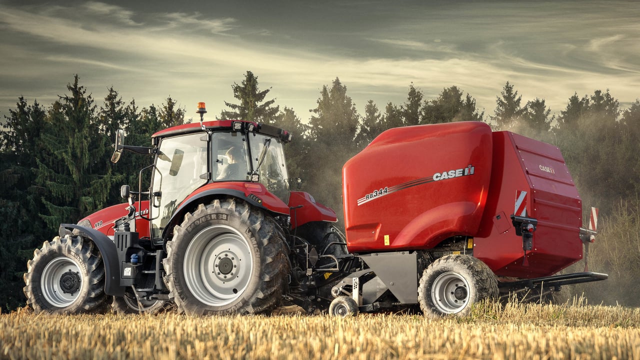 Case upgrades the RB344 compact baler