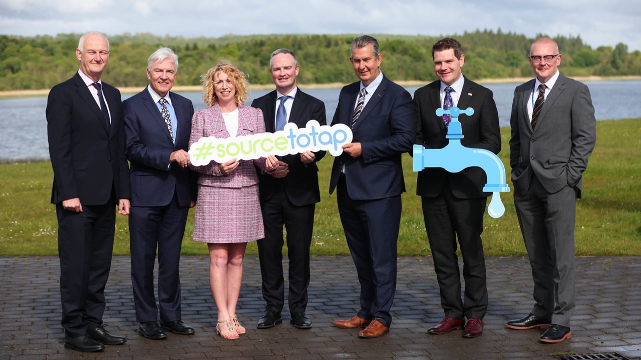 Paul Harper, Len O’Hagan, Dymphna Gallagher, Sean Laffey, Minister for Agriculture, Environment and Rural Affairs, Edwin Poots MLA, Minister Burke Department for Housing, Local Government and Heritage and Paul Beattie.
Source: NI Water