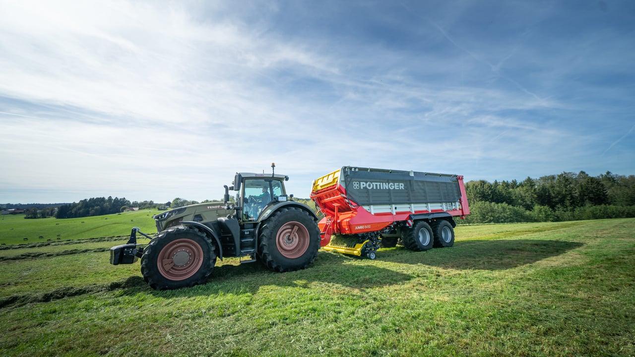 Pottinger recently launched its JUMBO 8000 forage wagon series