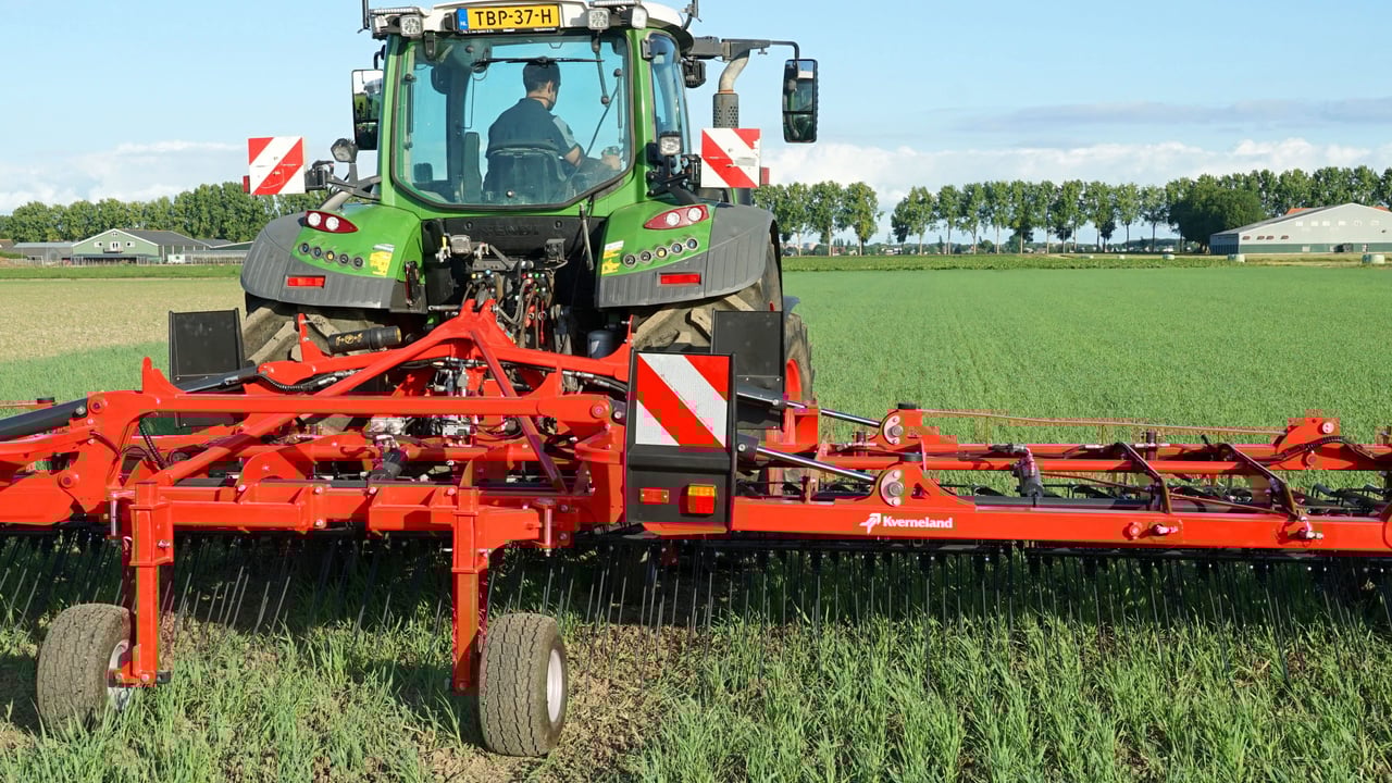 The new Kverneland Arcadia working in Holland