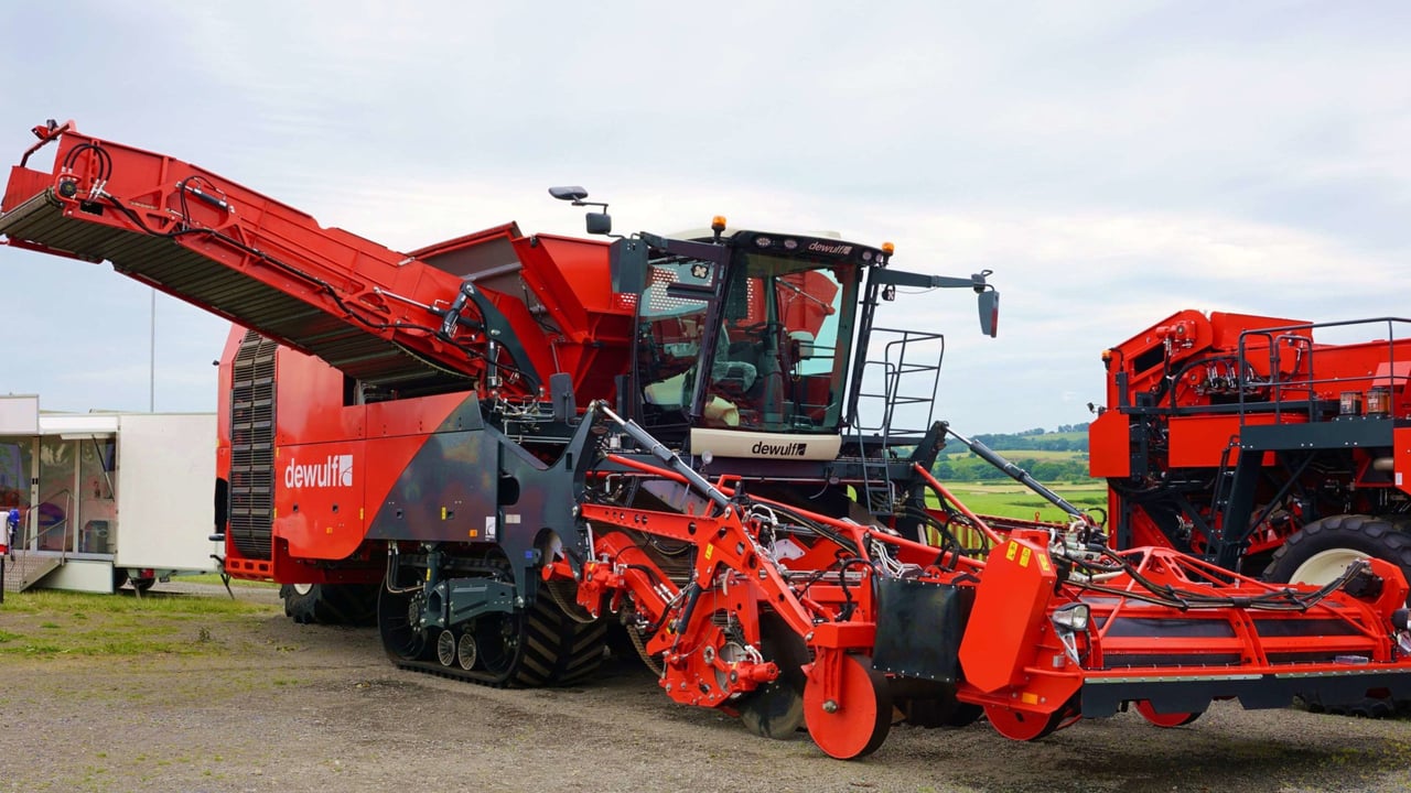Dewulf potato harvester wins biggest in show at FTMTA event
