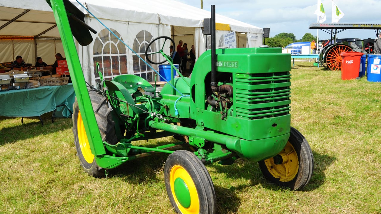 The John Deere Model first appeared in its styled form in 1938