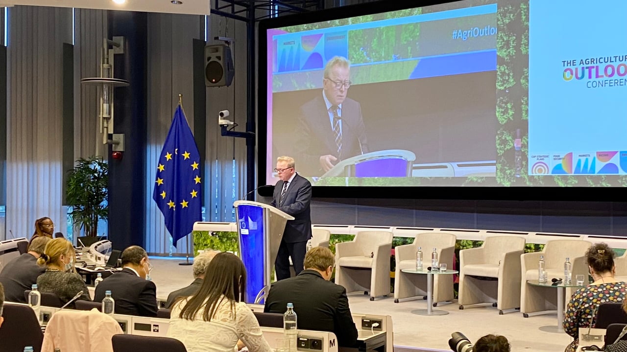 EU Agriculture Commissioner, Janusz Wojciechowski speaking at the Agricultural Outlook Conference. Image: EUAgri