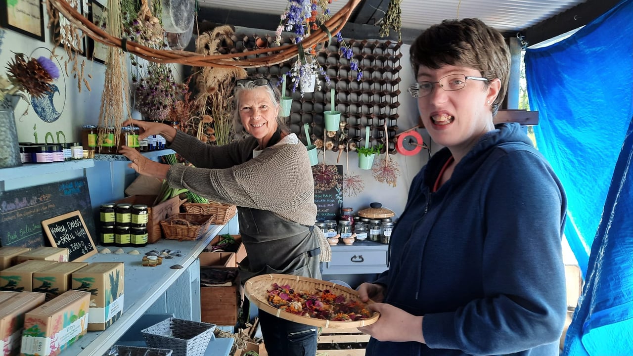 Kerry Social Farming host farmer, Liz and participant Helen Image: KSF