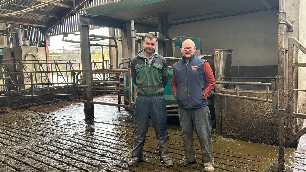 Farm worker Peter Gillespie (L) and Conor Casey (R)