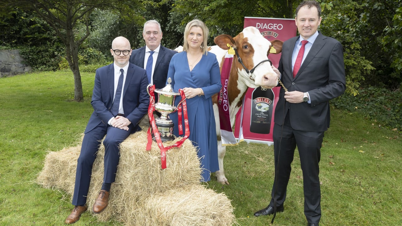 L-R: Shane Kelly, corporate relations director at Diageo Ireland;  Robert Murphy, head of global operations at Baileys; Aoife Murphy, director of ingredients at Tirlán; and Minister for Agriculture, Food and the Marine Charlie McConalogue