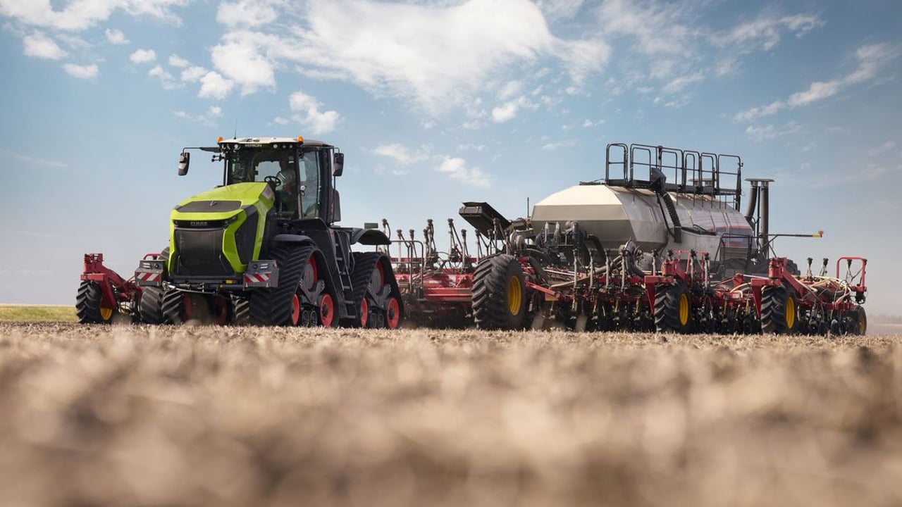 New Claas compacts and  Xerion to top out at 653hp