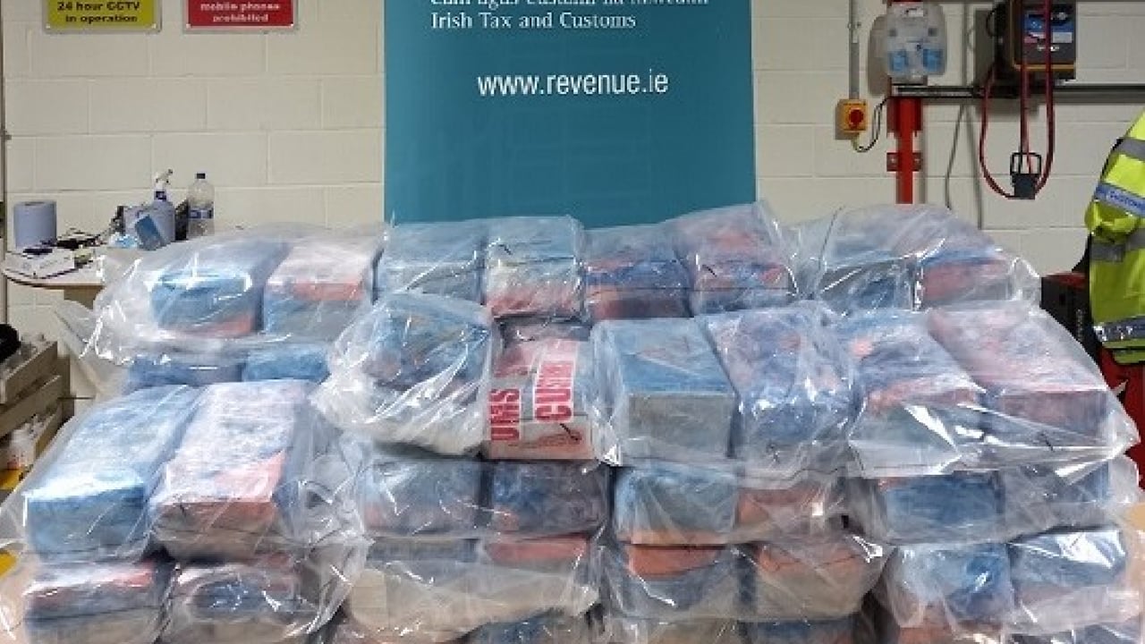 2 arrested after €11m of cocaine seized in horsebox
