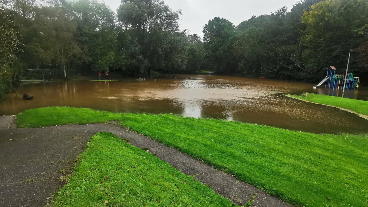 Flooding at John O'Callaghan park in Co. Cork. Source: Twitter @Bazzer069170651