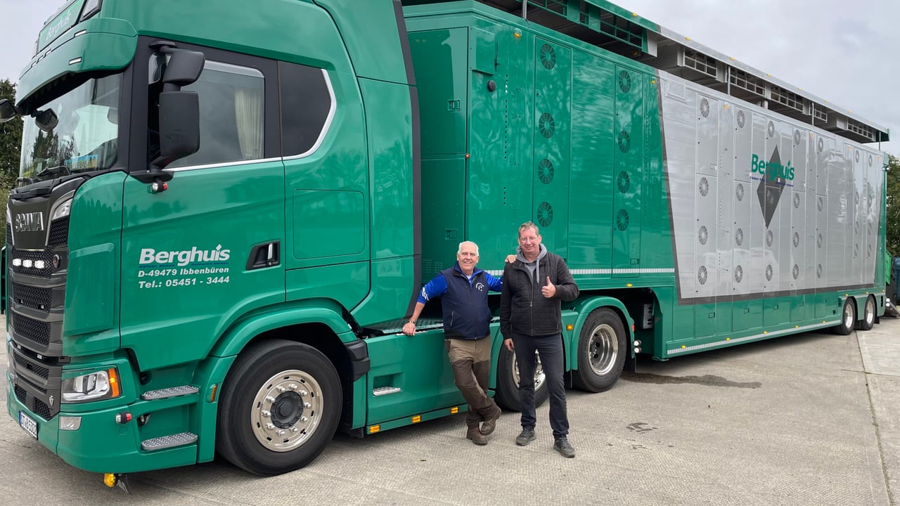 Video: Calf export lorry with 'on-board milk feeders' trialled