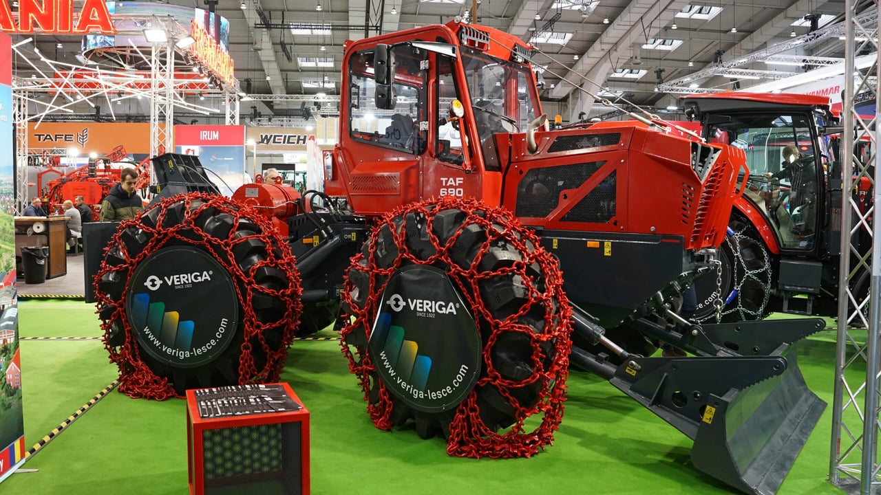 Pulling power and autonomy feature at Agritechnica