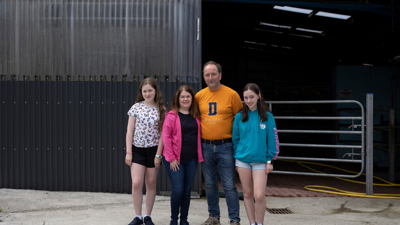 Seán Deasy, Ahafore, Timoleague, Co. Cork pictured with his wife Fiona and two daughters, Gemma and Mia. Source: Clare Keogh