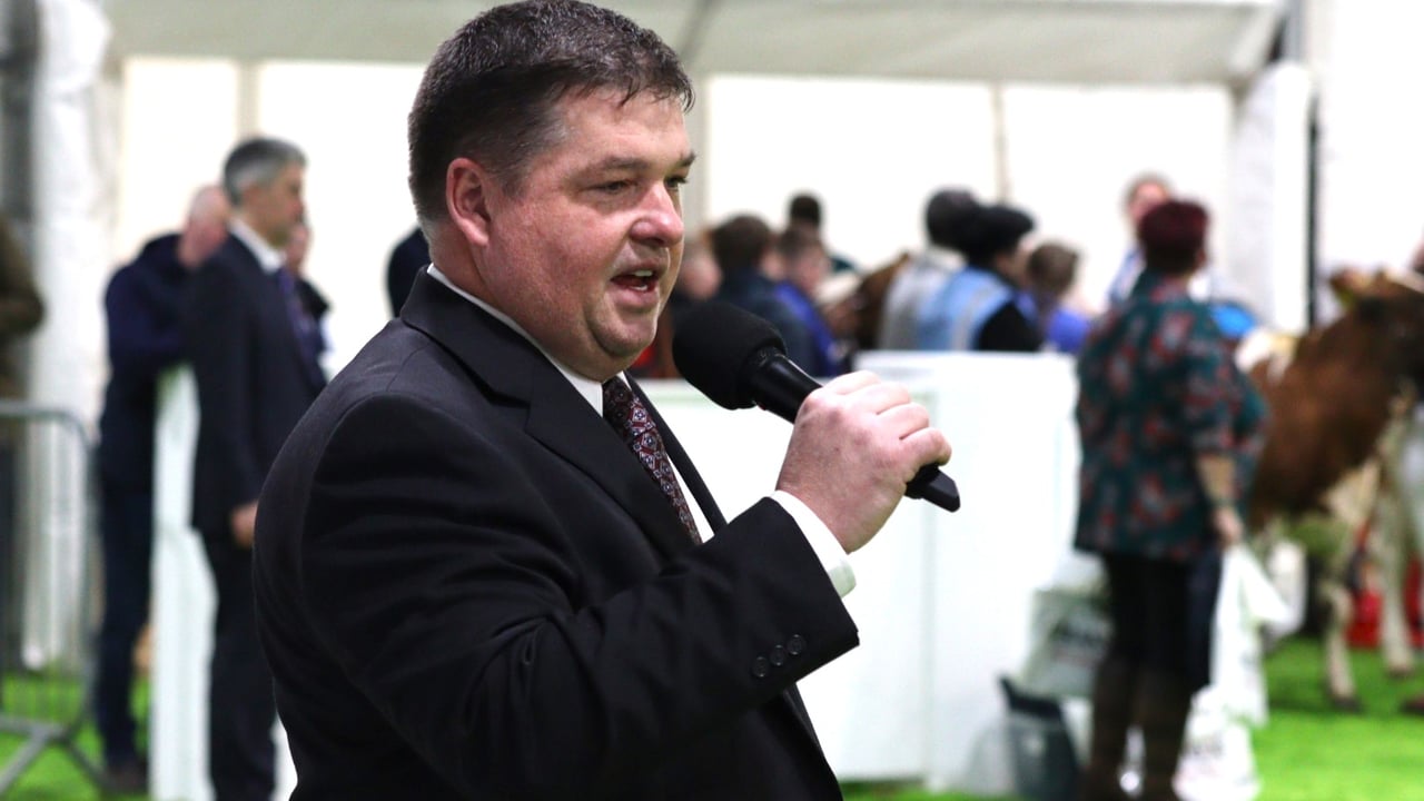 Mike Duckett of Duckett Holsteins