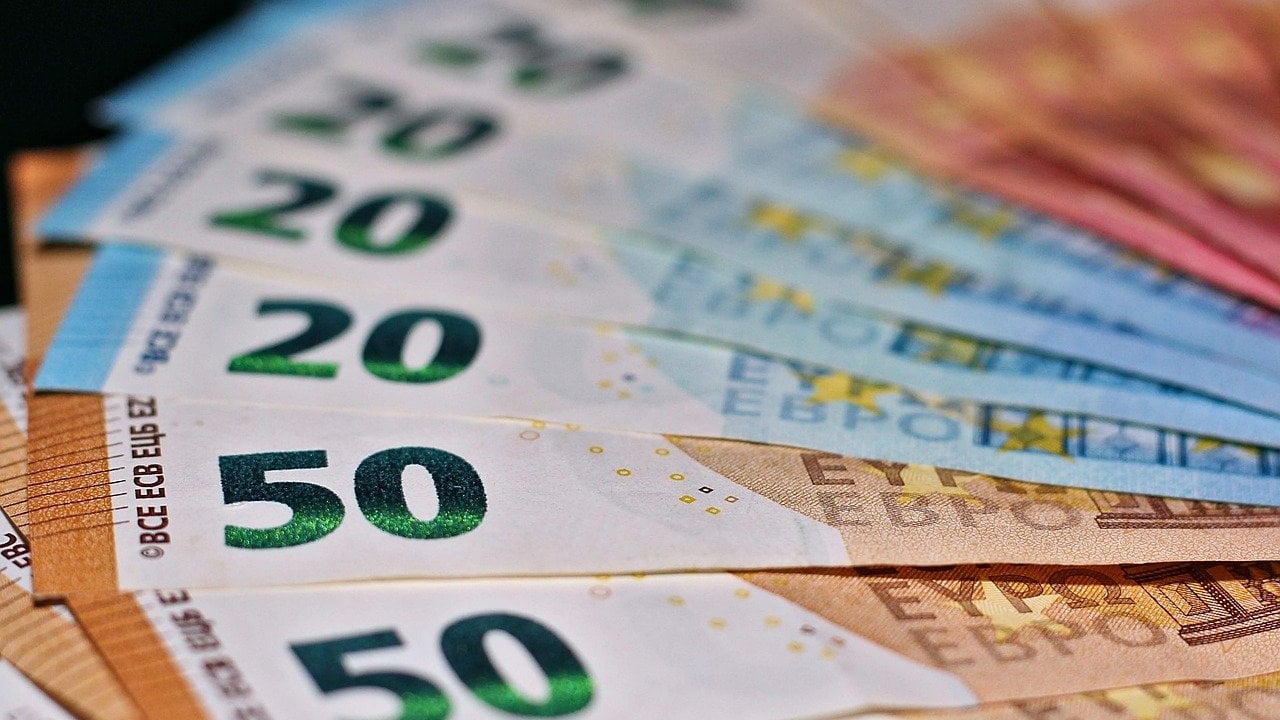 Over €2.7m in scheme payments issued last week