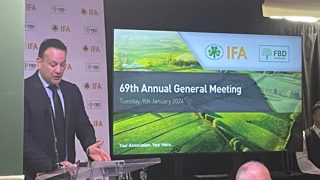 Varadkar: Farmers must be 'part of the solution' and 'not blackguarded'