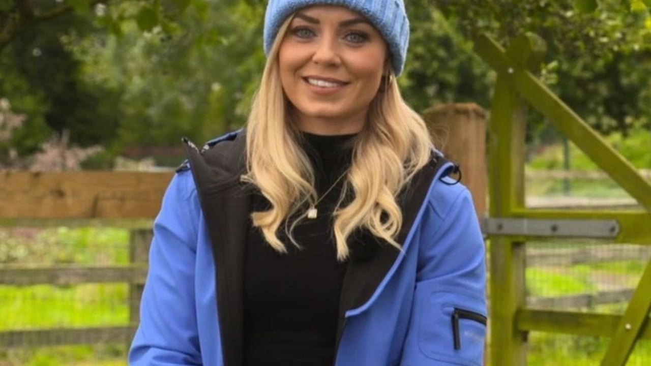TV personality, Anna Geary.