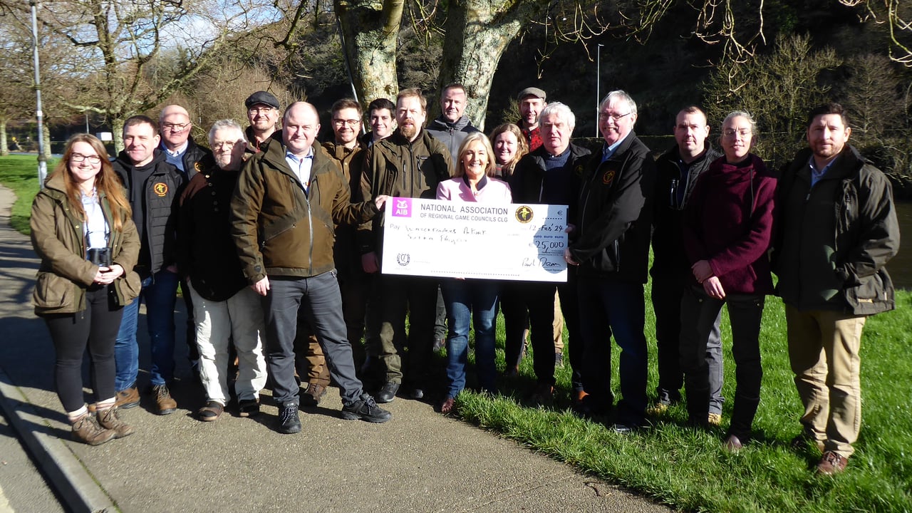 Members of the NARGC with Verona Murphy TD Source: NARGC